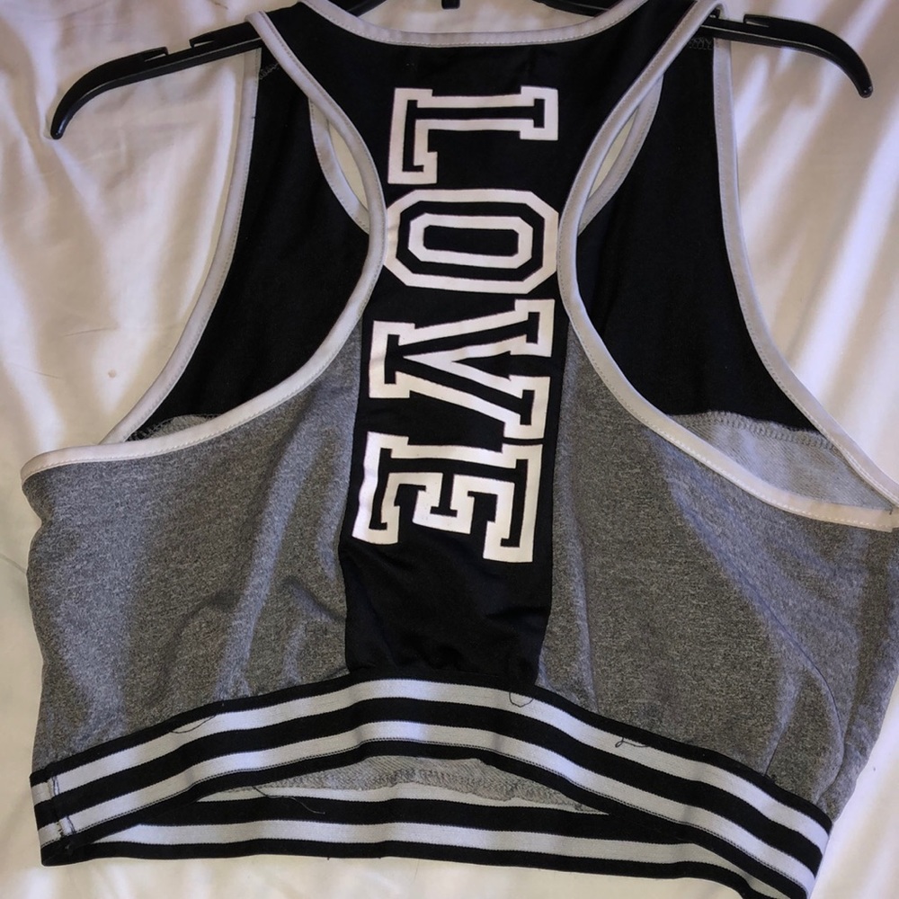 shirt - Picture 2 of 3